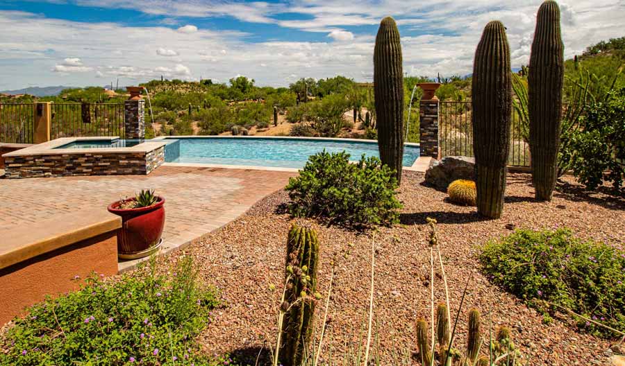 Luxurious landscaping & lighting services in Tucson